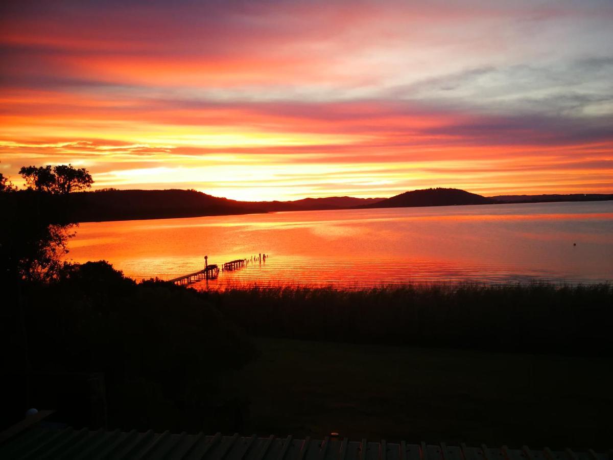 Kairos On The Lake, Swartvlei Lake, Sedgfield, Garden Route Седжфийлд Екстериор снимка
